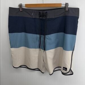Quiksilver Surf Silk pull on unlined surf beach board shorts sz 38